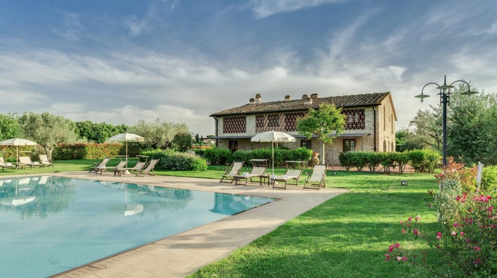 Il Pollaio Apartment pool and garden